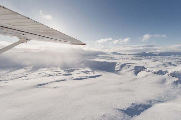 Sightseeing Flight Over Vatnajökull: Grímsvötn Eruption Sites from Skaftafell