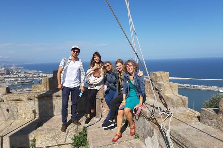 Barcelona Best Views: Old Town, Montjuïc Castle & Cable Car Sunset Tour
