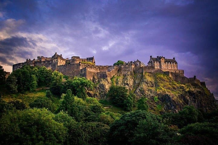 Grand Tour of Edinburgh: Castle Views, Arthur's Seat & Royal Mile Walking Experience photo 4