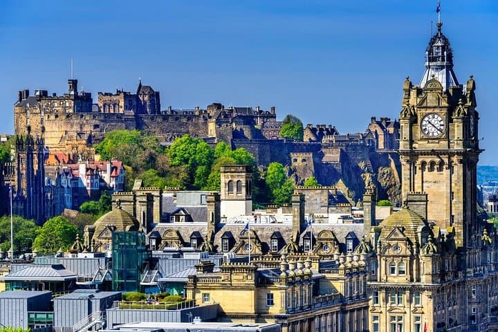 Grand Tour of Edinburgh: Castle Views, Arthur's Seat & Royal Mile Walking Experience photo 2
