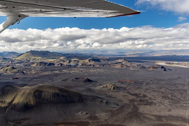 Flightseeing Over Laki Craters and Vatnajökull Highlands: A 50-Minute Aerial Expedition photo 4