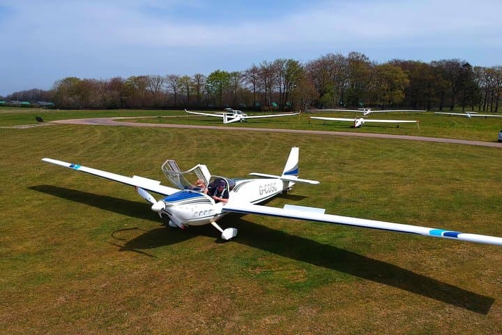 Mile-High Motorglider: Silent Gliding Over Devon’s Moor and Coast photo 3