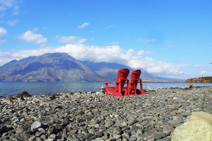 Kluane Day Tour — Kathleen Lake, Rock Glacier & Da Kų Cultural Centre