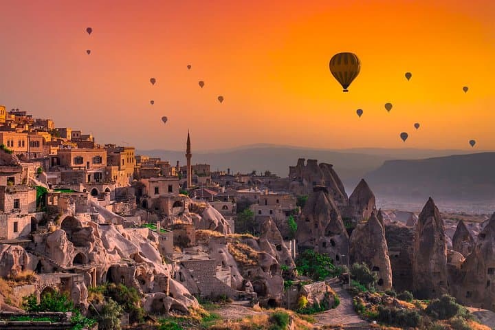 Cappadocia at Dawn: Hot Air Balloon Flight and Full-Day Discovery photo 2