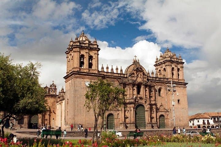 Half-Day Cusco City & Archaeological Sites Tour — Coricancha, Sacsayhuamán & San Pedro Market photo 1