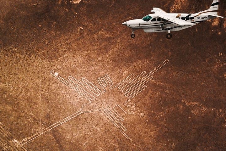 Nazca Lines Flight and Huacachina Dune Buggy Day Trip from Lima