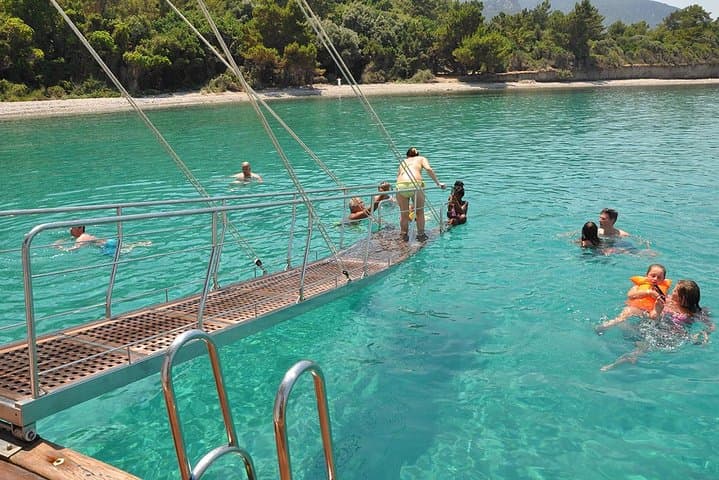 Kusadasi Aegean Sea Full-Day Gulet Cruise with Lunch photo 6