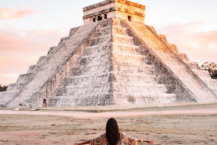 Full-Day Chichen Itza Tour with Cenote Swim and Valladolid from Cancun