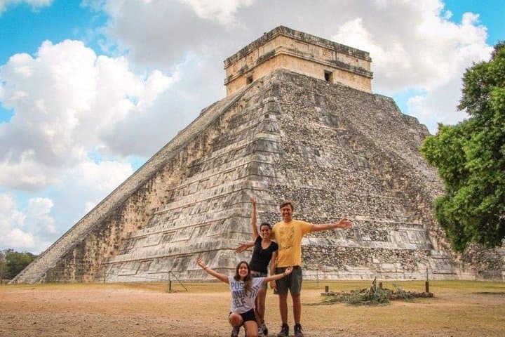 Full-Day Chichen Itza Tour with Cenote Swim and Valladolid from Cancun photo 4