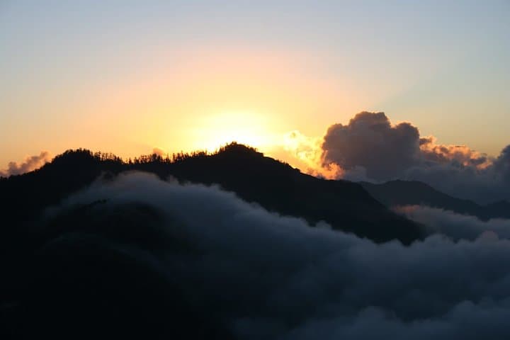 Dawn Over Eight Peaks: Nagarkot Sunrise Viewpoint Tour photo 2