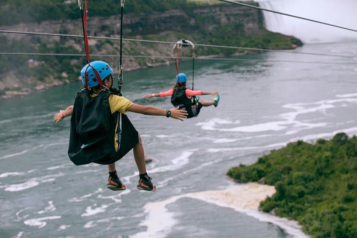 Soar Above Niagara Falls: The Ultimate Zipline Adventure to the Horseshoe photo 3