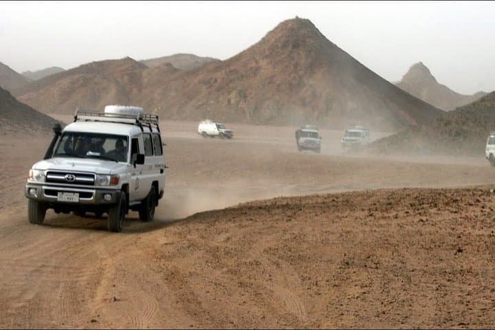 Full-Day 4x4 Safari to El Fayoum Oasis: Wadi El Rayan & Valley of the Whales photo 2