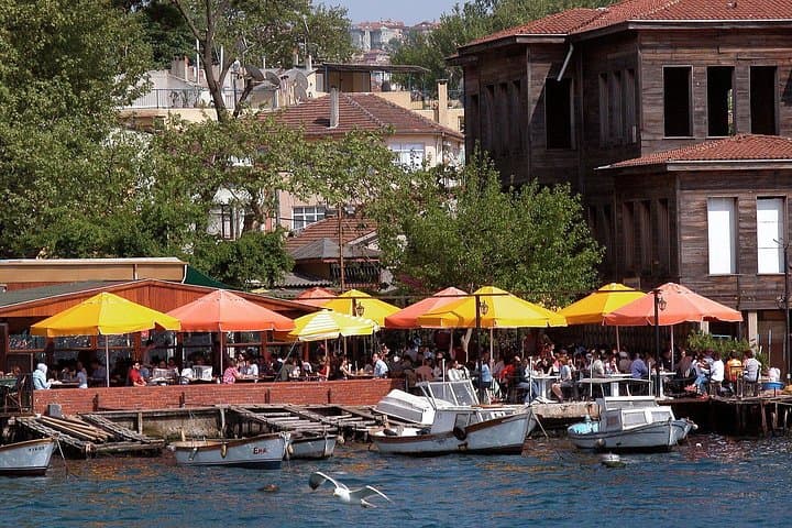 Bosphorus, Golden Horn & Eminönü Tour — Private Half-Day Cruise and Historic Walking Route photo 2