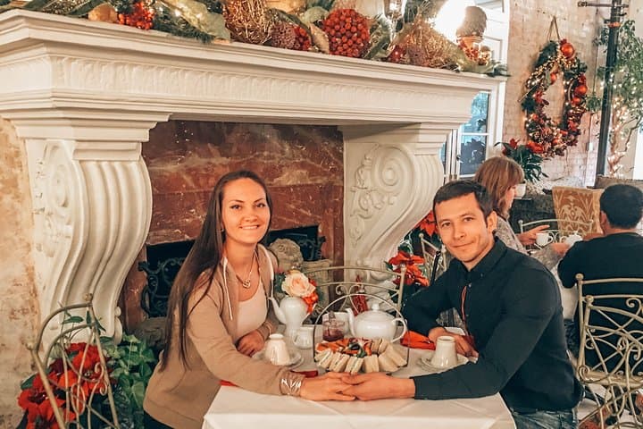 Old Pasadena Christmas Walking Tour with Afternoon Tea Ceremony photo 5