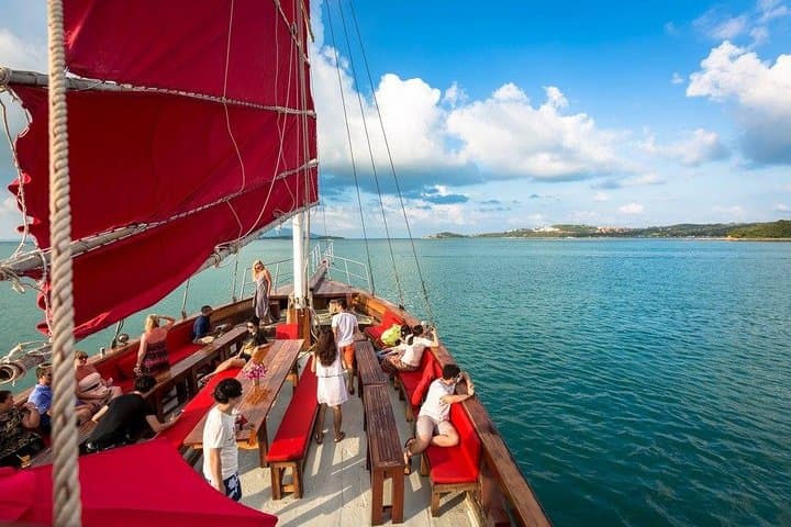 Red Baron Koh Samui Day Cruise: Sail, Snorkel and Island Beaches photo 6