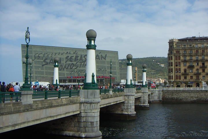 Private Full-Day San Sebastián Tour from Biarritz: Beaches, Views & Pintxos photo 5