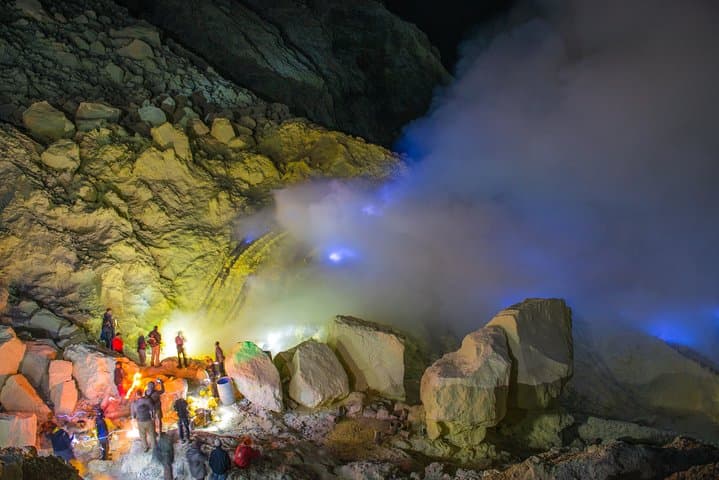Midnight Trek to Mount Ijen: Blue Fire Full-Day Private Tour from Bali photo 2