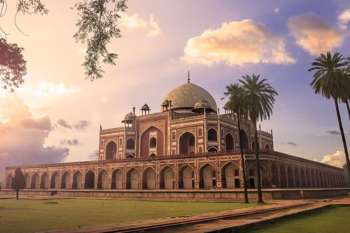 Private Delhi Sightseeing Tour — Old Delhi Rickshaw Ride & New Delhi Monuments photo 3