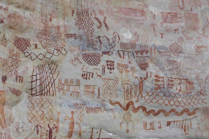 4-Day El Guaviare Rock Paintings and Amazon Jungle Expedition