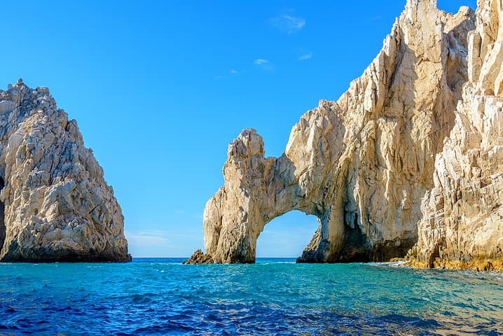 El Arco Glass-Bottom Cruise and Cabo Blown-Glass Workshop