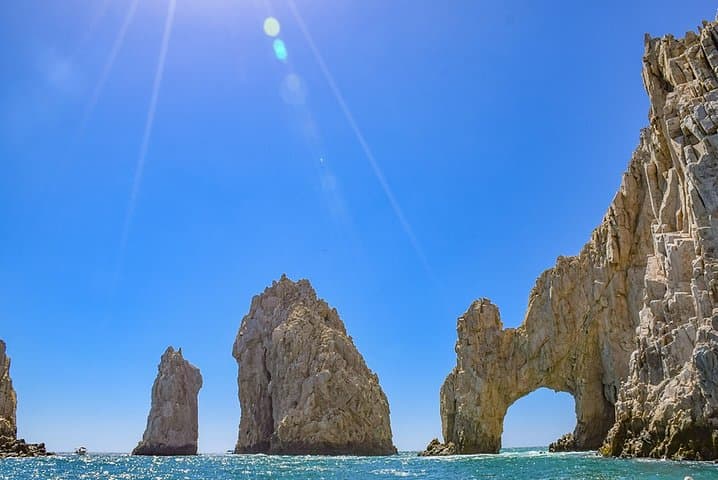 El Arco Glass-Bottom Cruise and Cabo Blown-Glass Workshop photo 3
