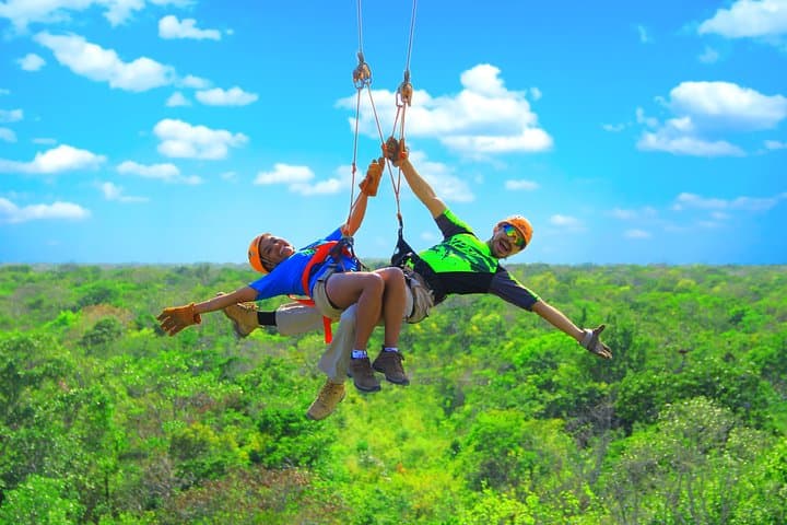 Cenote & Jungle Soaring: Yal-Ku Snorkel, 7-Zipline Circuit and Rappel Adventure