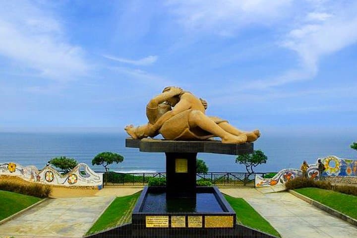 Miraflores, Barranco & San Isidro: Lima Districts Small-Group Tour photo 5