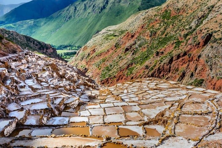 Full-Day Sacred Valley VIP Tour: Moray, Maras, Ollantaytambo & Pisaq photo 4
