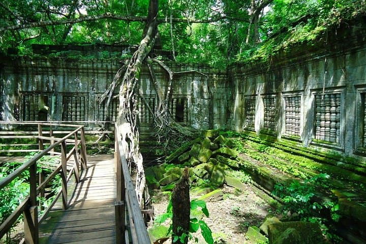 Beng Mealea Ruined Temple Discovery — Jungle Excursion from Siem Reap