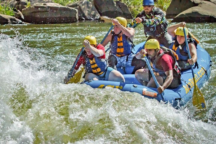 Kithulgala White Water Rafting from Mount Lavinia — Kelani River 5km Rapids photo 2