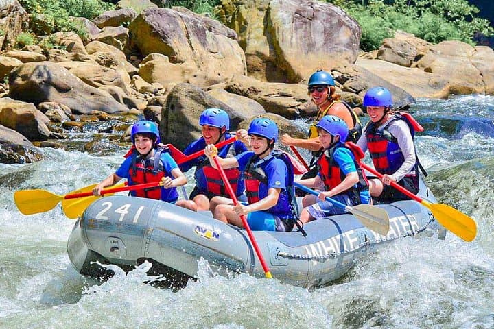 Kithulgala White Water Rafting from Mount Lavinia — Kelani River 5km Rapids photo 6