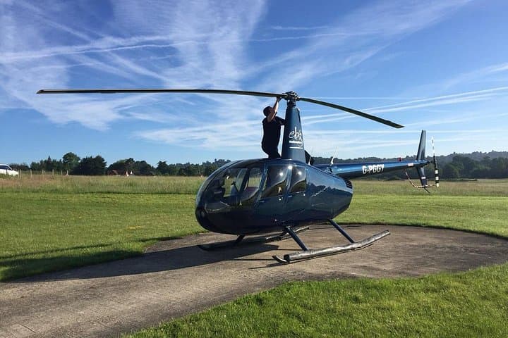 60-Minute Thames & Medway Estuary Helicopter Tour from Redhill Aerodrome photo 3