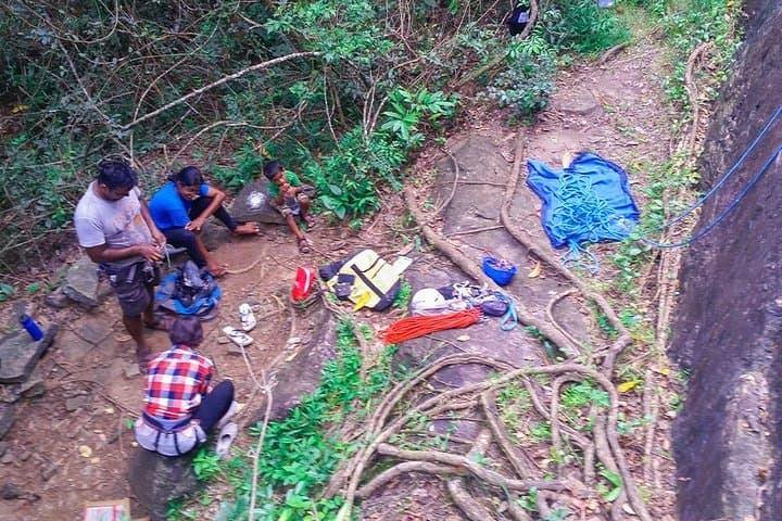 Forest Rock Climbing at Kodigahakanda — Day Trip from Mount Lavinia photo 2