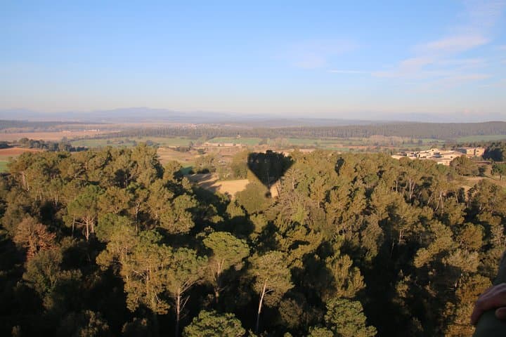 Costa Brava Private Hot Air Balloon Flight — Sunrise Over Girona and the Mediterranean photo 6