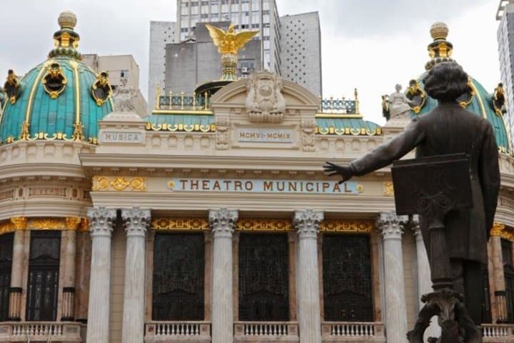 Historic-Center-Guided-Walk-Rio-de-Janeiro-culture-architecture photo 2