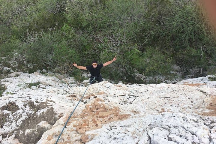 Conquer Curaçao’s Tafelberg: Half-Day Rock Climbing Adventure photo 3