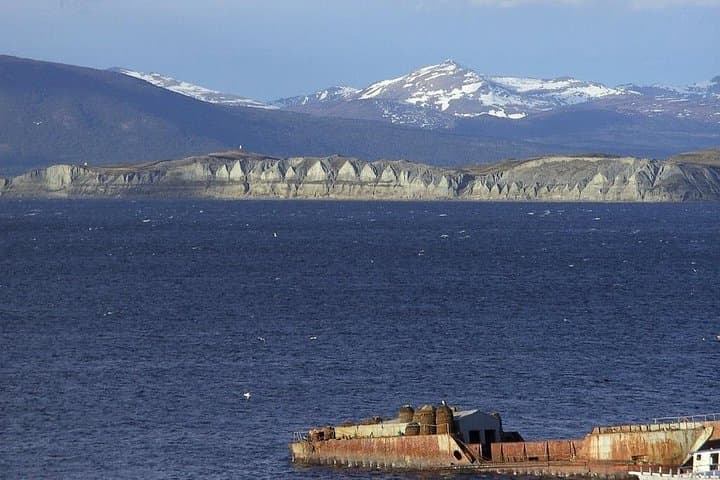 Sail the Beagle Channel on a Catamaran: Wildlife & Les Eclaireurs Lighthouse Cruise photo 3