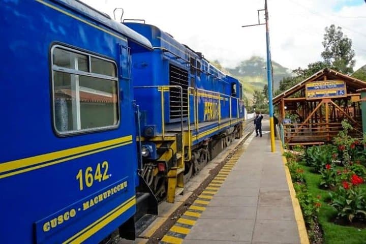 Machu Picchu by Train: 2-Day, 1-Night Aguas Calientes Adventure photo 2