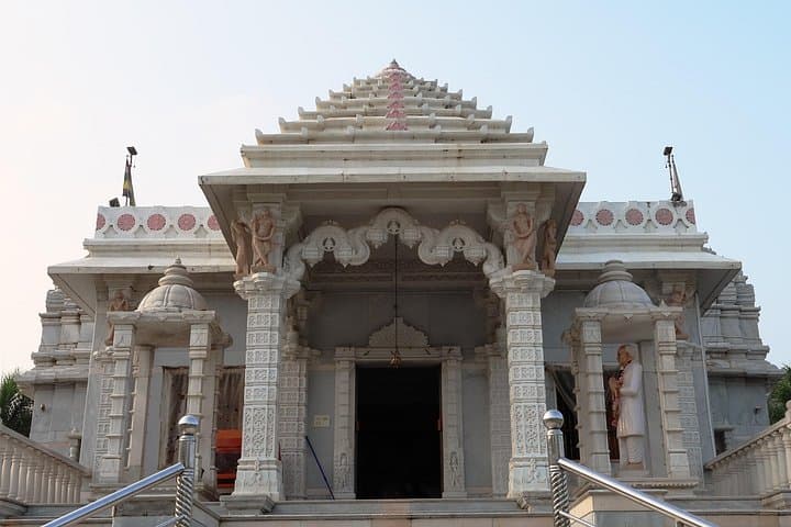Romantic City Walk in Raipur: Top Date Spots & Nandan Van Zoo