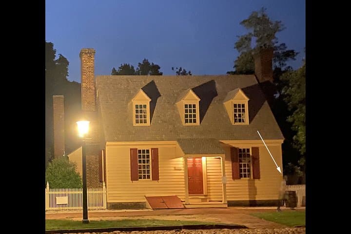 Williamsburg West Ghost Tour: Colonial Williamsburg After-Dark Photo Walk