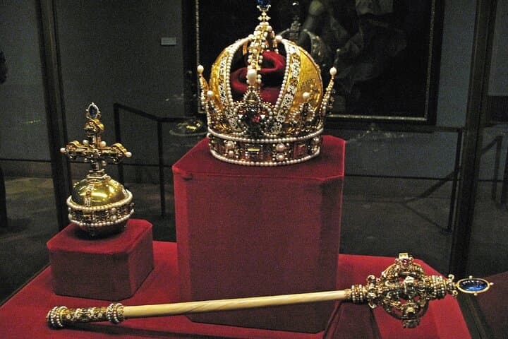 VIP Early Access: Tower of London Opening Ceremony & Tower Bridge Entry photo 6