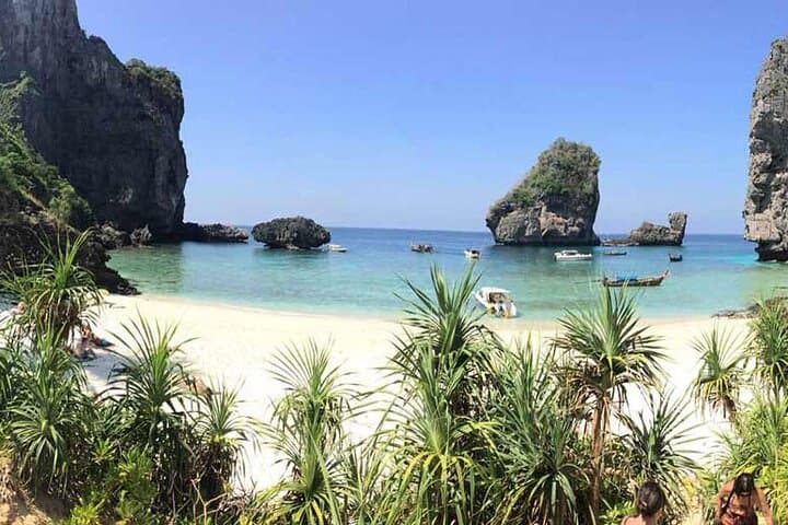 Phi Phi Sunrise Private Speed Boat Charter from Phuket photo 3