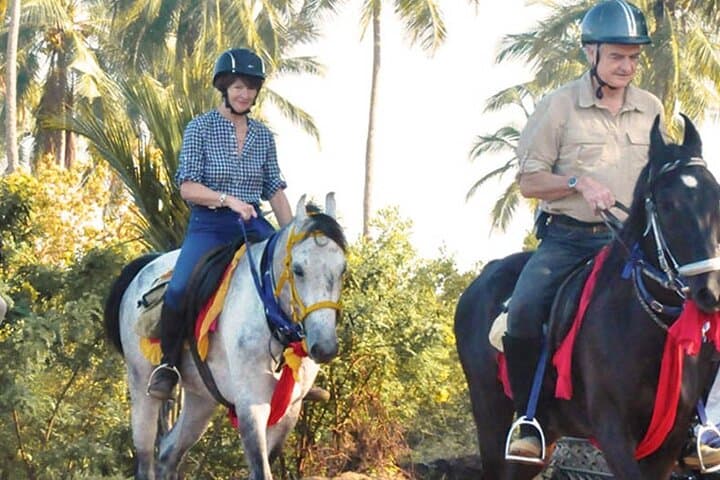 Seven-Day Sri Lanka Horseback Adventure: Beaches, Tea Plantations & Ancient Sites photo 4