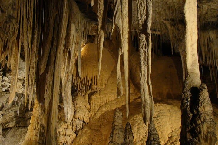 Pannila Cave Adventure from Mount Lavinia: Limestone Caves & Waterfall Hike