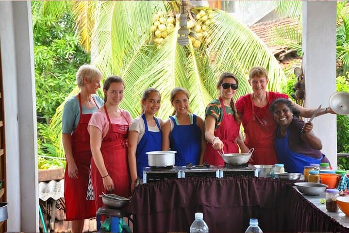 Pettah Market Tour & Hands-On Sri Lankan Cooking Class in Colombo photo 4