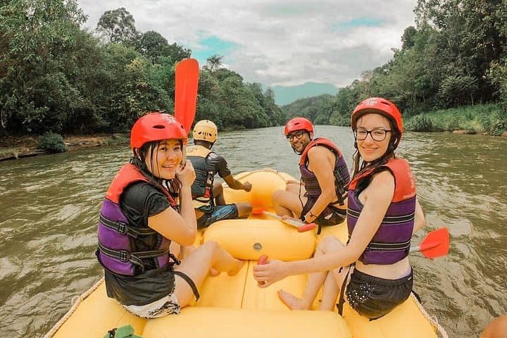 Kelani River Rafting & Canyoning in Kitulgala: 5km Whitewater Adventure photo 6