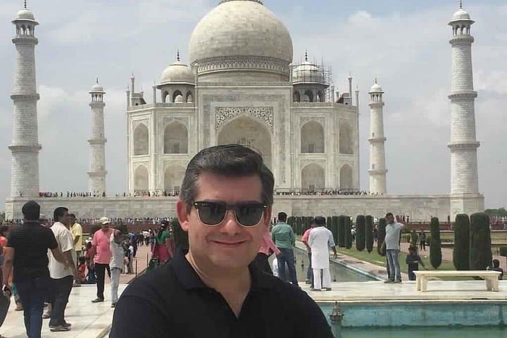 Overnight Agra & Chambal Safari: Taj Sunrise, Gharials, and River Boat Adventure photo 2