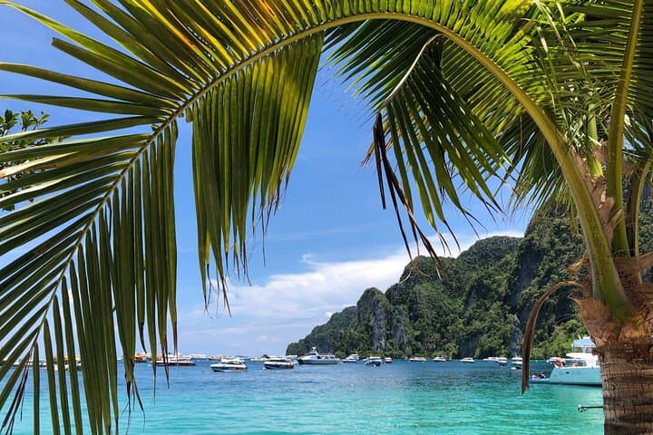 Day Trip to Phi Phi Islands: Phuket Express Ferry with Lunch & Snorkeling photo 4