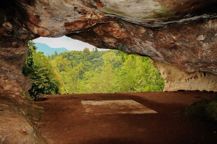 Belilena Cave Day Trip from Mount Lavinia — Explore the Balangoda Man Site photo 2