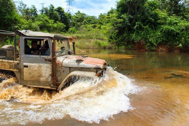 Kamatha Mud Safari: 4x4 Off‑Road Adventure from Habarana, Sri Lanka photo 2